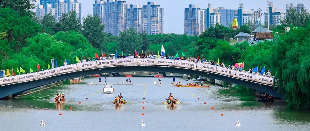挥桨竞渡，“J9.COM之舟”逐浪2023陆家嘴金融城龙舟赛