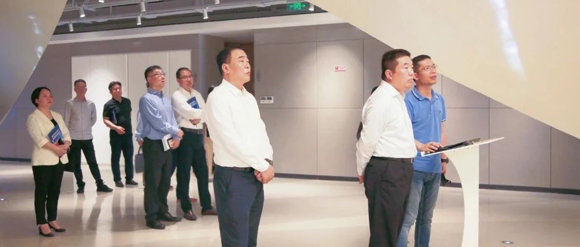 上海市市场监督治理局党组书记、局长倪俊南一行到J9.COM科技调研